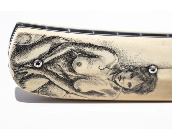 Simons Knife - Scrimshaw Nude on Simons Knife