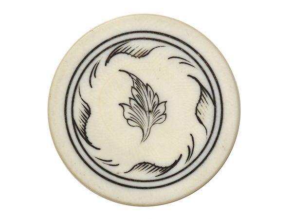 Single Leaf Ivory Poker Chip