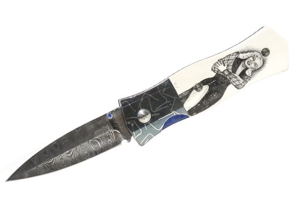 Beautiful Blonde Scrimshaw Knife