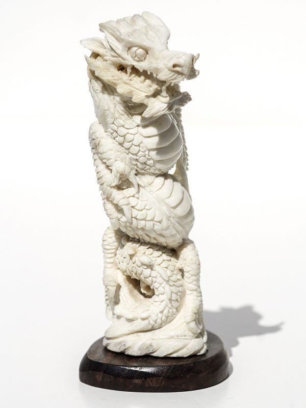 Unknown Carver - Dragon With Attitude - Scrimshaw Collector