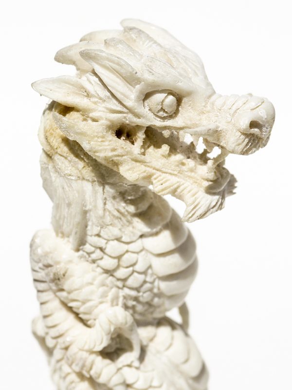 Unknown Carver - Dragon With Attitude - Scrimshaw Collector