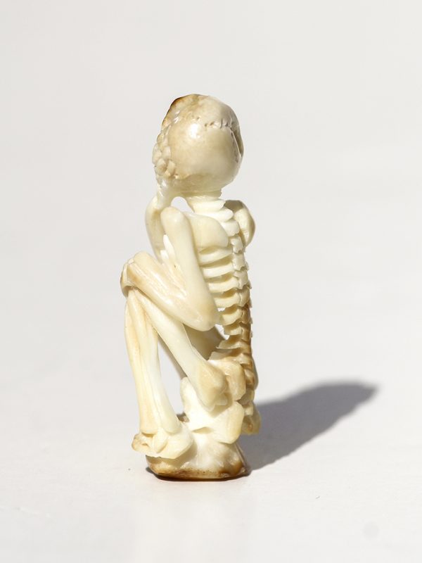Yoga Pose Skeleton Carving - Image 4