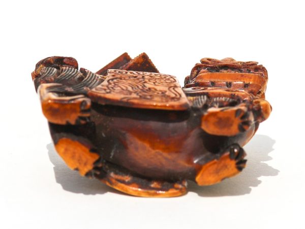 Unknown Carver - Carved Ivory Snuff Bottle