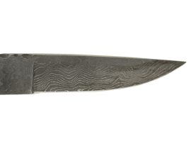 Roni Dietrich Scrimshaw -Cardinal Scrimshaw Custom Knife