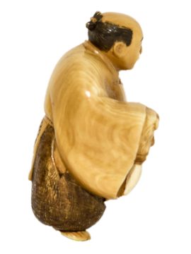 Unknown Carver - Masterfully Carved Netsuke