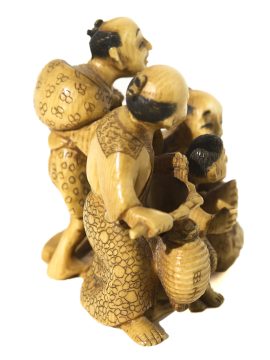 Unknown Carver - Masterfully Carved Netsuke